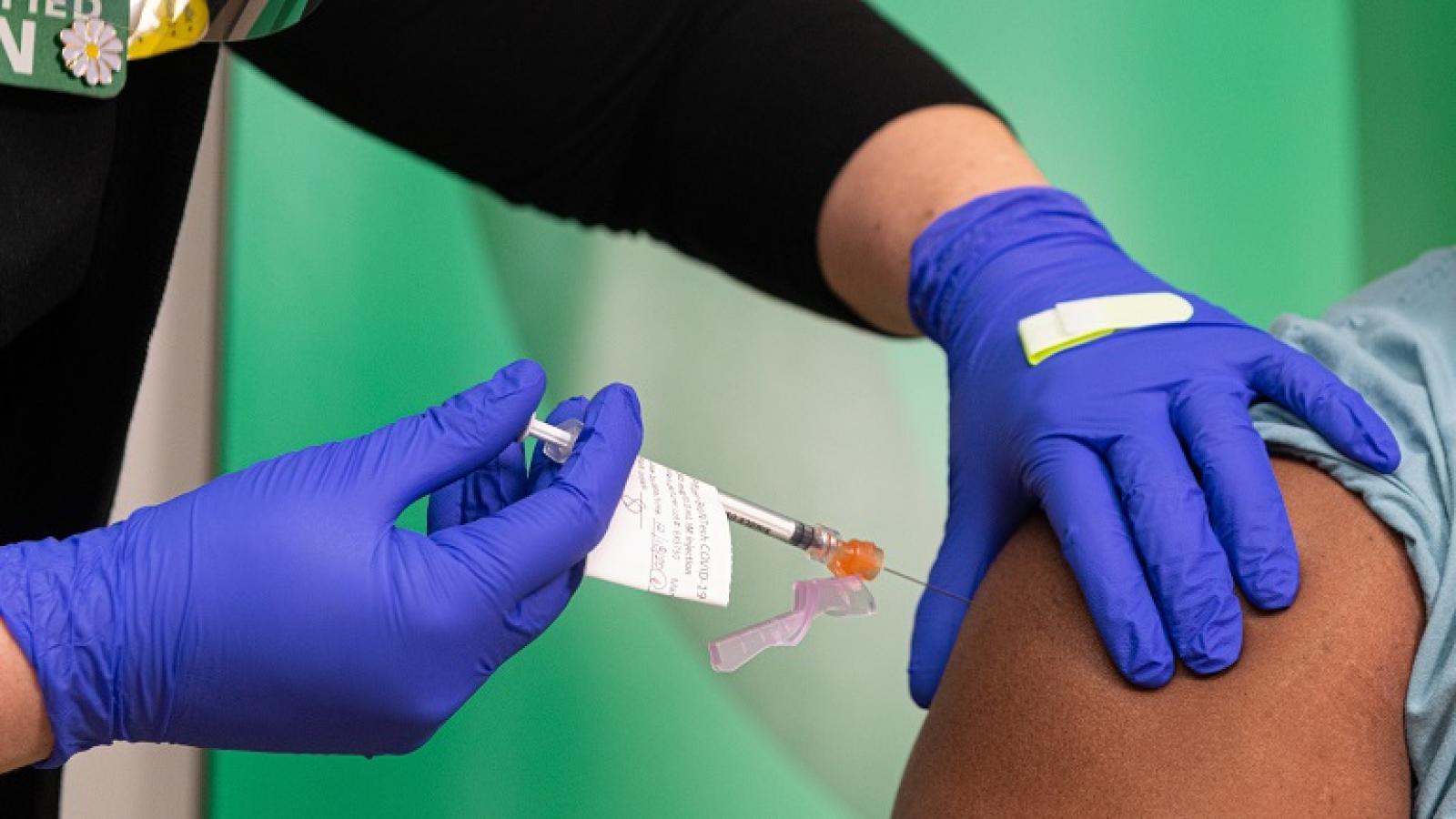 Rush University Medical Center will partner with area faith leaders, community partners and the Chicago Department of Public Health (CDPH) to help foster confidence in the vaccination, with a special vaccination event.