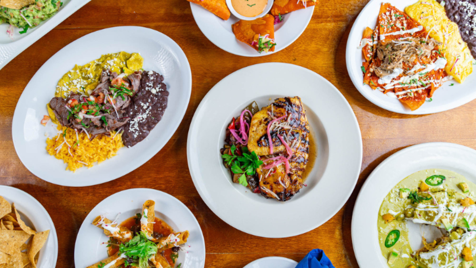 Dishes from 5 Rabanitos Restaurant 