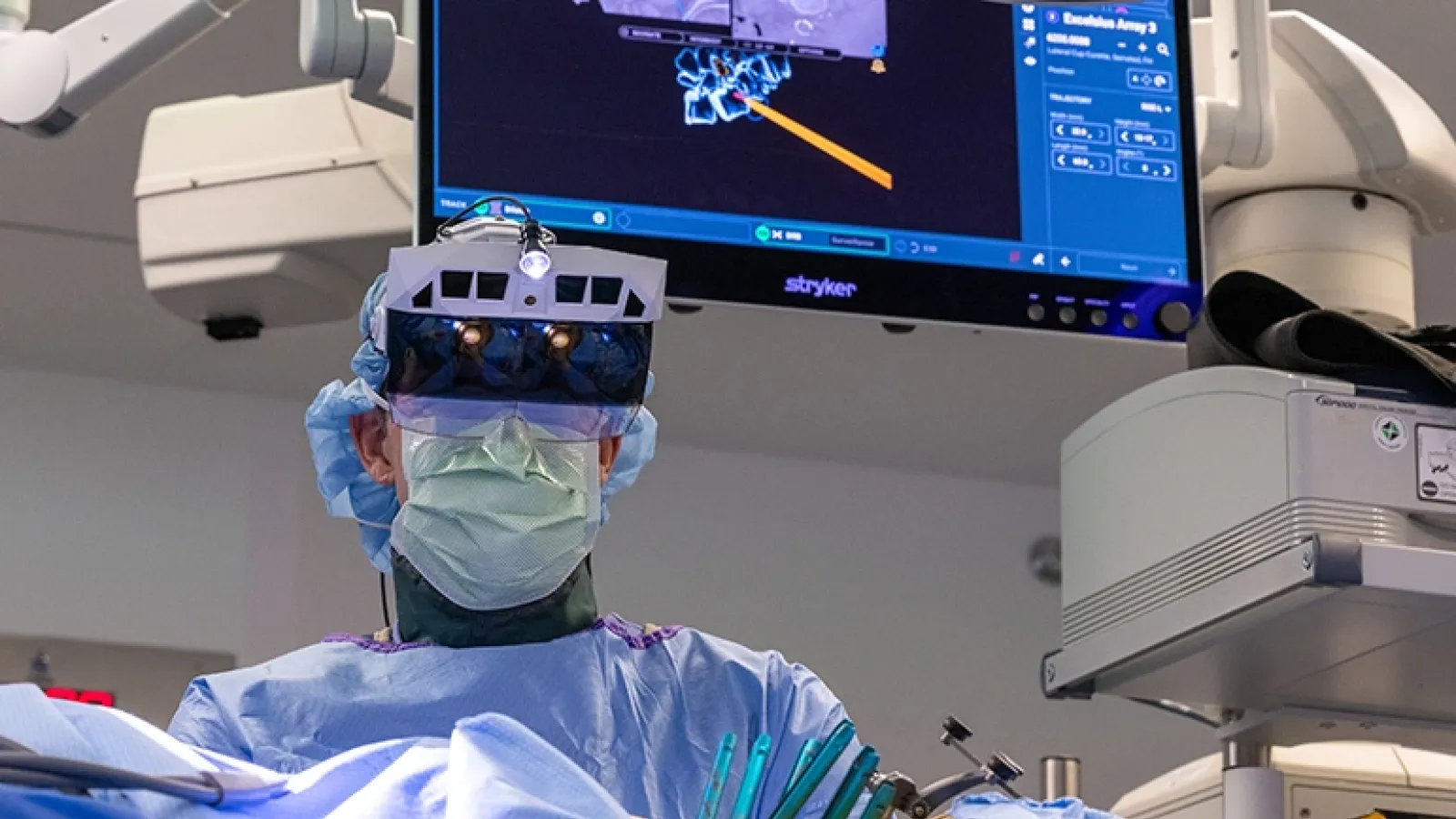 Spine surgeon using special imaging headset