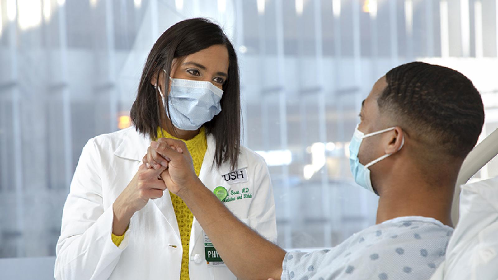 A doctor with a patient in the hospital