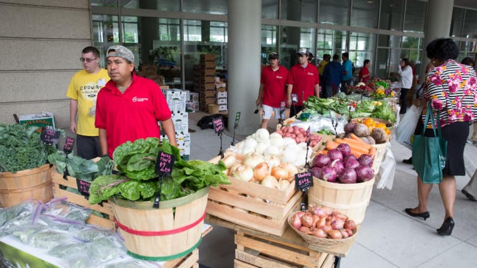 Rush farmers' market