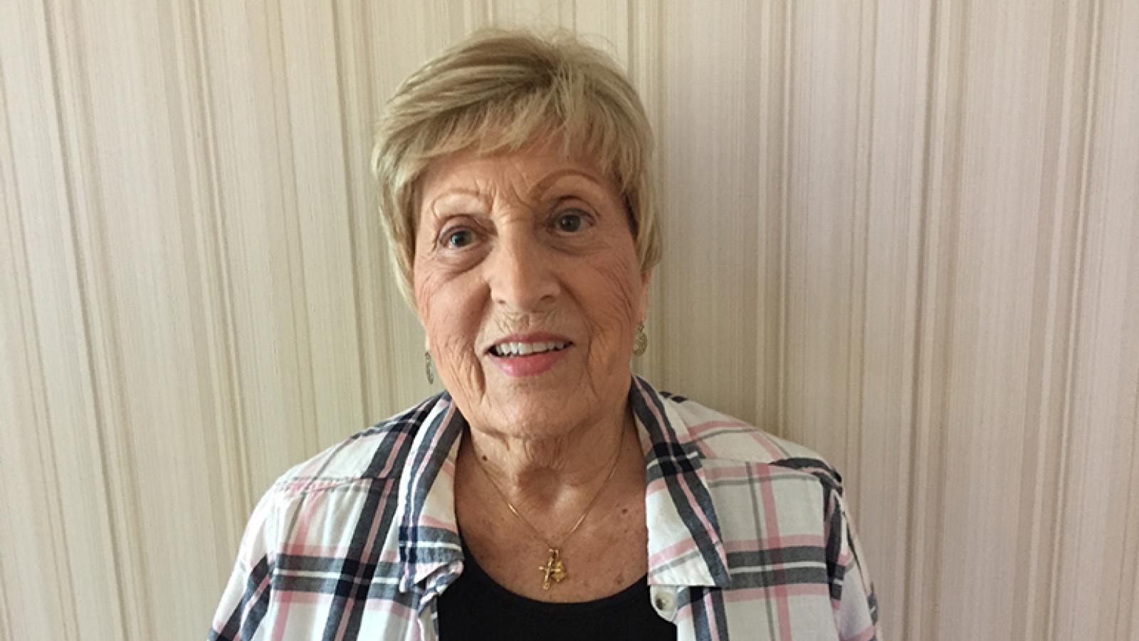 Jean Plewa, shoulder replacement patient