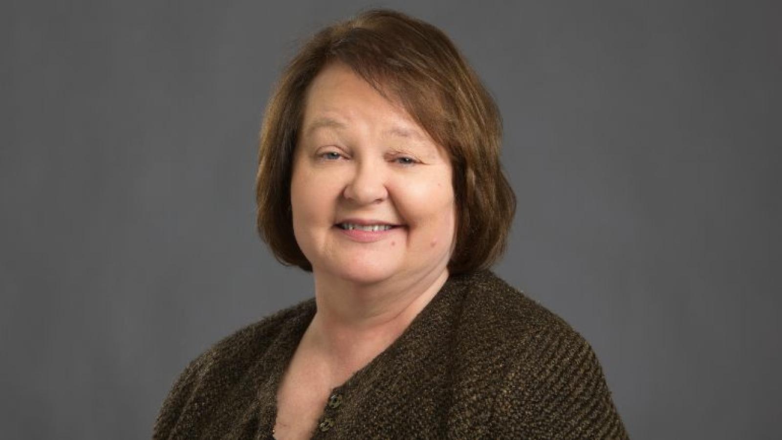 Lynn Mohr, PhD, APRN, PCNS-BC, CPN, FCNS