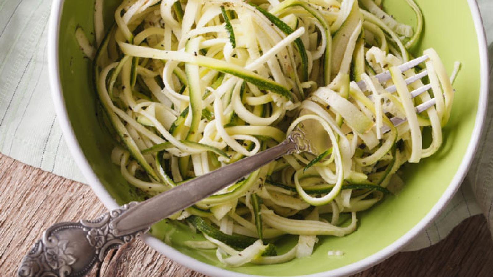 zoodles-white-wine-butter-s.jpg