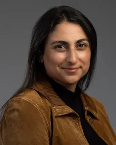 Layla Khani headshot