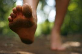 barefoot-running.jpg