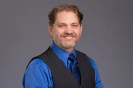 Headshot of Jason Turner