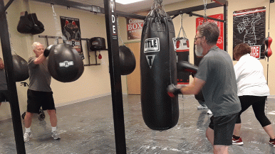 Boxing class helps patients fight Parkinson's disease