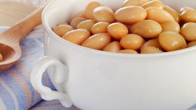 white-bean-crostini-recipe.jpg